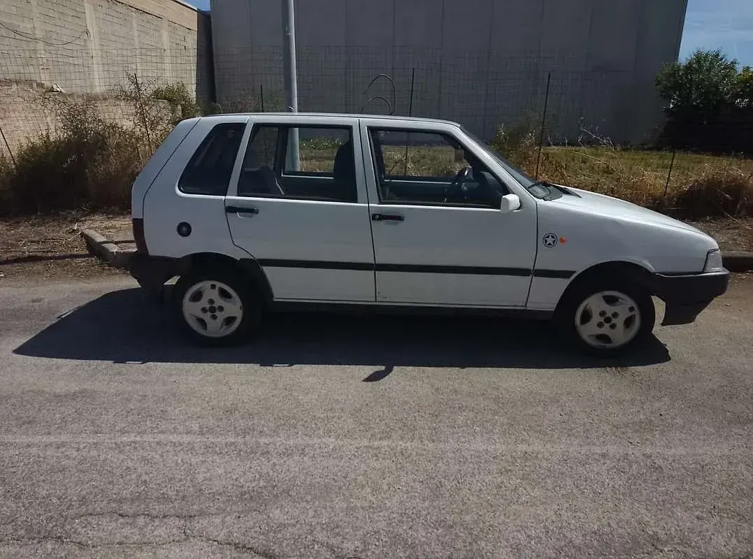Usata Fiat Uno 45 CV (33 kW) 1990 Utilitaria
