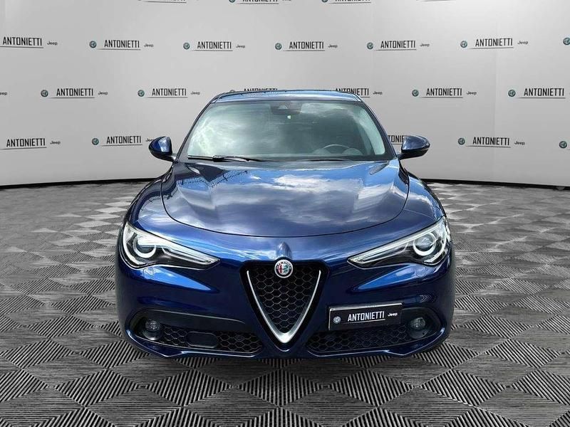 Usata Alfa Romeo Stelvio Business 160 CV (117 kW) 2020 Blu/azzurro SUV