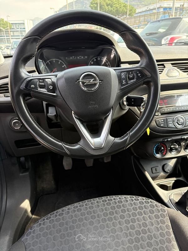 Usata Opel Corsa 69 CV (50 kW) 2015 Gray Utilitaria