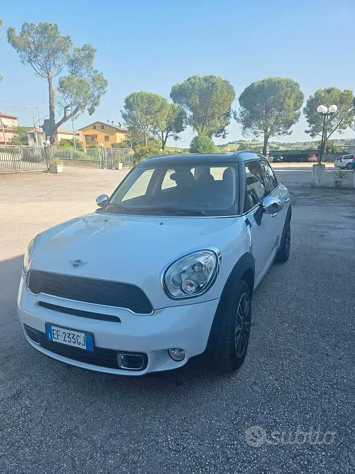Usata Mini Cooper S Countryman 184 CV (135 kW) 2011 Bianco SUV