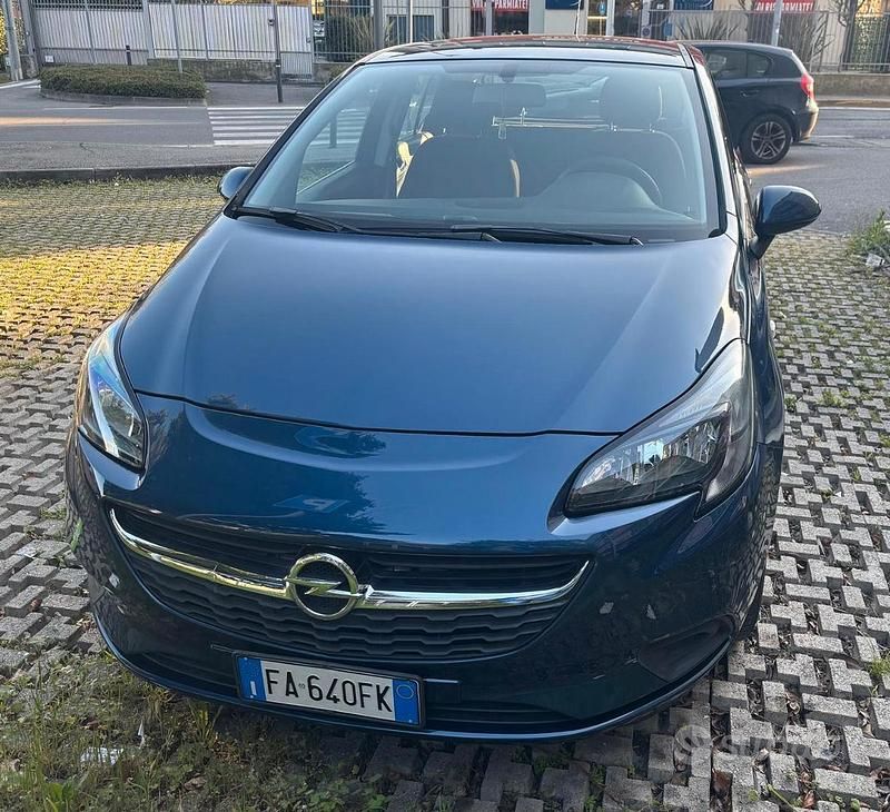 Usata Opel Corsa 2015 Blu Utilitaria