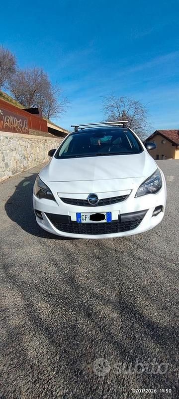 Usata Opel Astra OPC 2012 Bianco Berlina