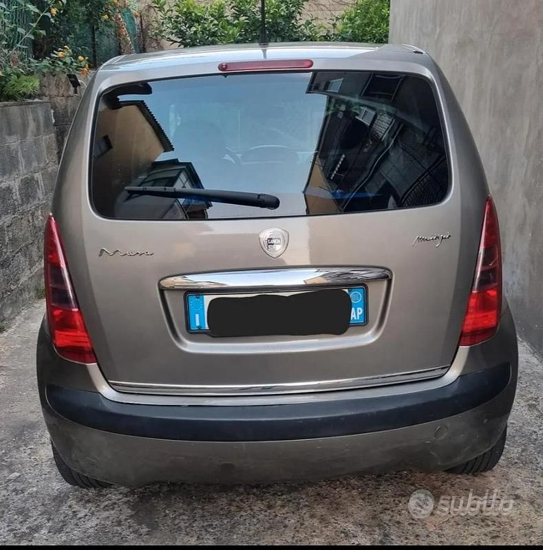 Usata Lancia Musa 2005 Marrone Monovolume