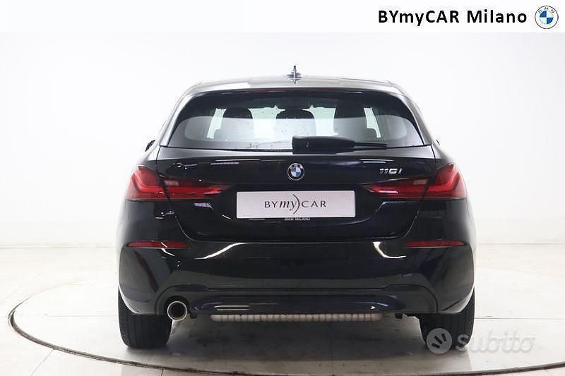 Usata BMW 116 Advantage 108 CV (79 kW) 2021 Nero Utilitaria