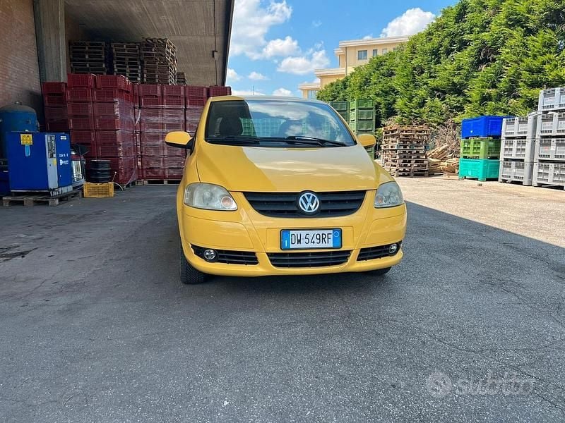 Usata VW Fox Sport 75 CV (55 kW) 2009 Giallo Utilitaria