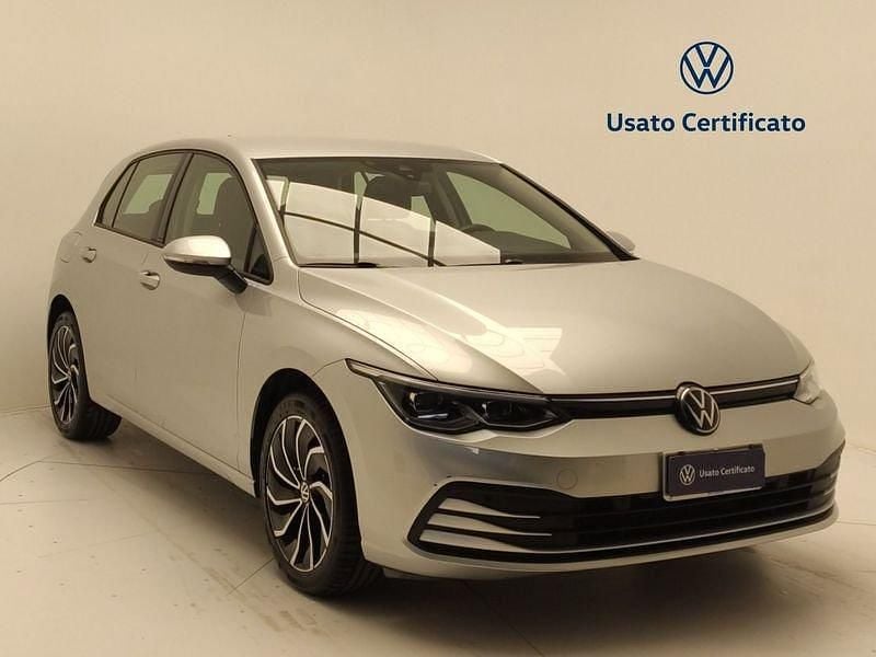 Usado VW Golf VIII Life 110 CV (80 kW) 2024 Utilitario