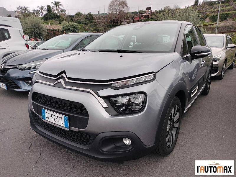 Nessuno(met.) Usata 2021 Citroën C3 Shine Due volumi | 14.900 € (Cara) - Immagine 1/4