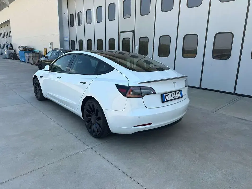 Usata Tesla Model 3 Performance 155 kW (211 CV) 2021 Bianco Berlina