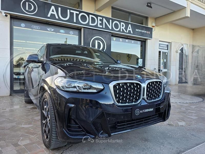 Usata BMW X4 190 CV (139 kW) 2024 Nero SUV