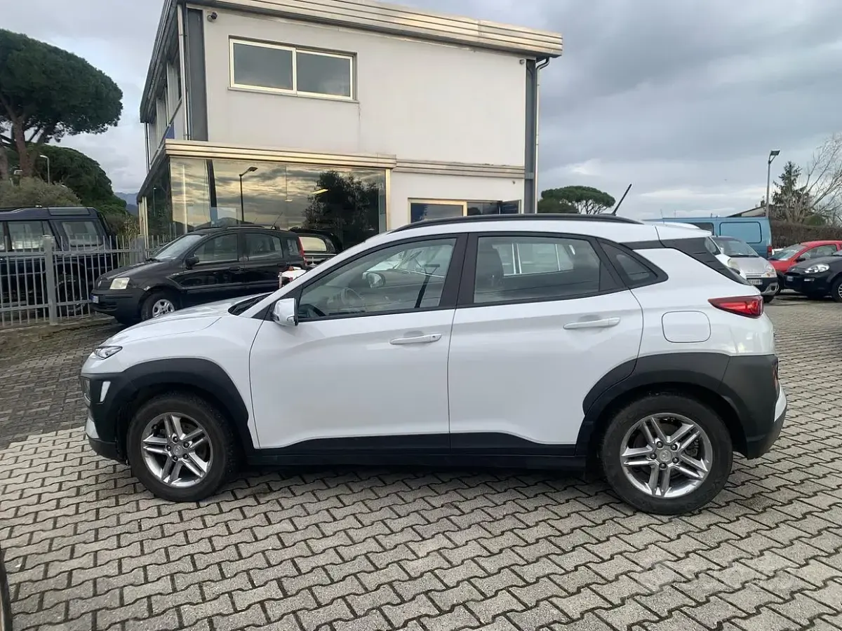 Usata Hyundai Kona Comfort 116 CV (85 kW) 2020 Bianco SUV