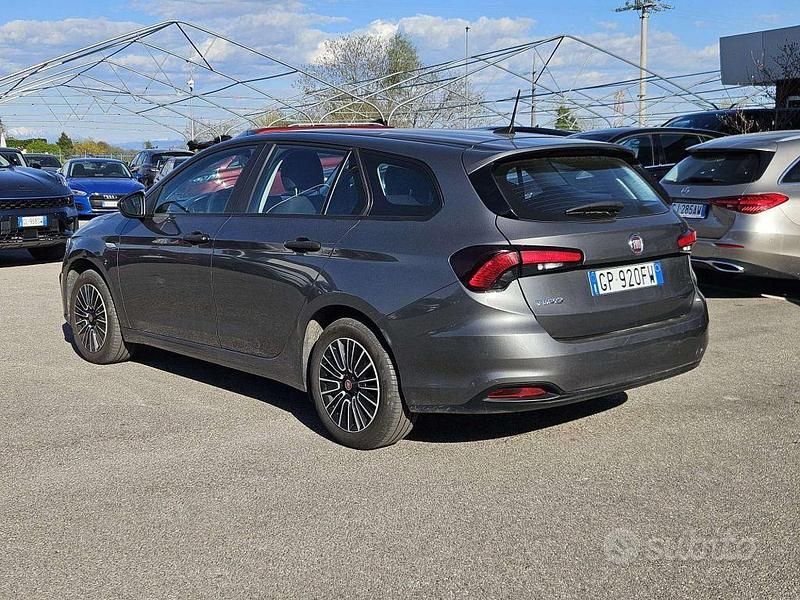 Usata Fiat Tipo 101 CV (74 kW) 2023 Grigio Station wagon