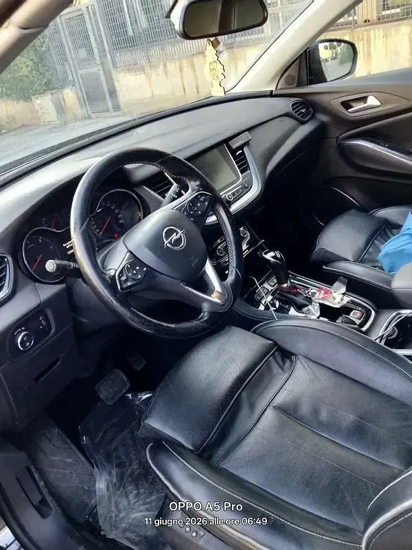 Usata Opel Grandland X Innovation 120 CV (88 kW) 2017 SUV