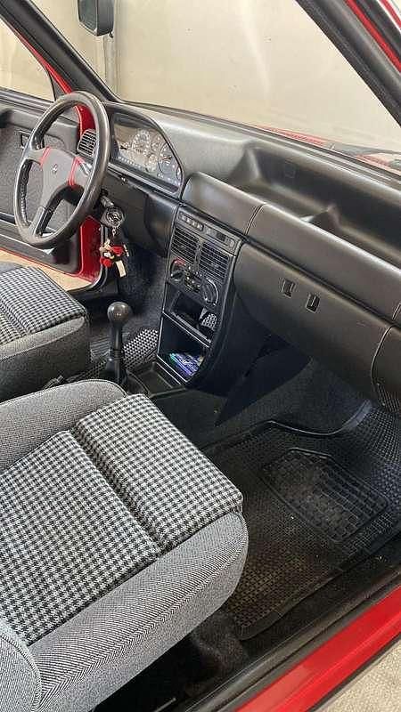 Käytetty Fiat Uno 116 HP (85 kW) 1991 Punainen Viistoperä