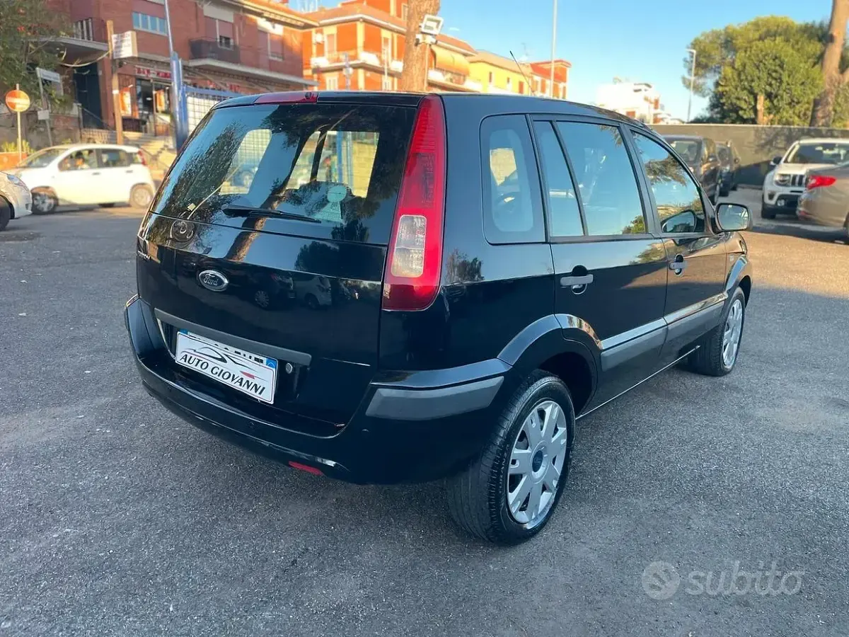 Usata Ford Fusion Business Edition 97 CV (71 kW) 2012 Nero Utilitaria