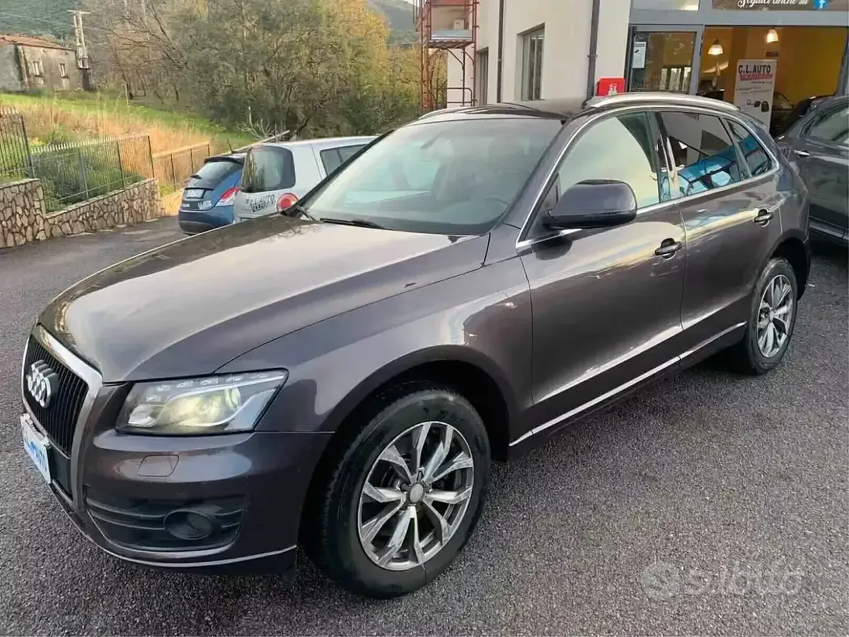 Usata Audi Q5 239 CV (175 kW) 2009 Grigio SUV