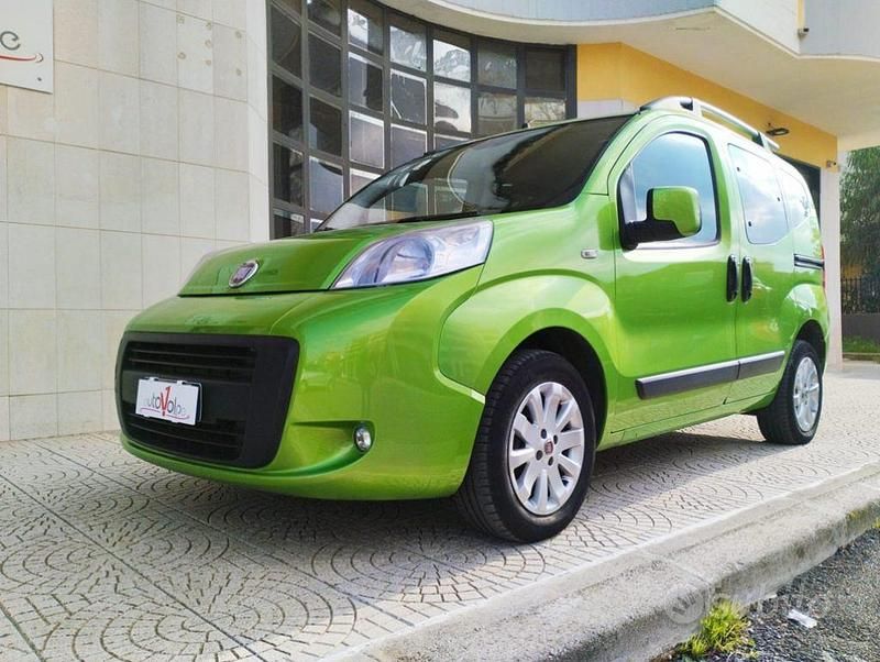 Usata Fiat Qubo Trekking 75 CV (55 kW) 2009 Verde Monovolume