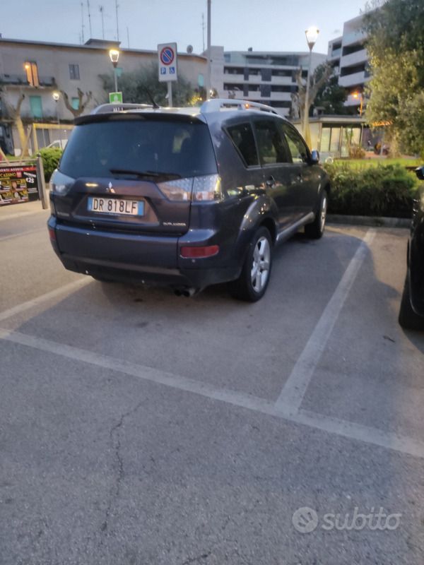 Usata Mitsubishi Outlander 2008 Blu SUV