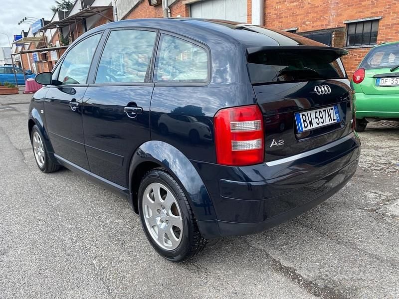 Usata Audi A2 75 CV (55 kW) 2002 Nero Utilitaria