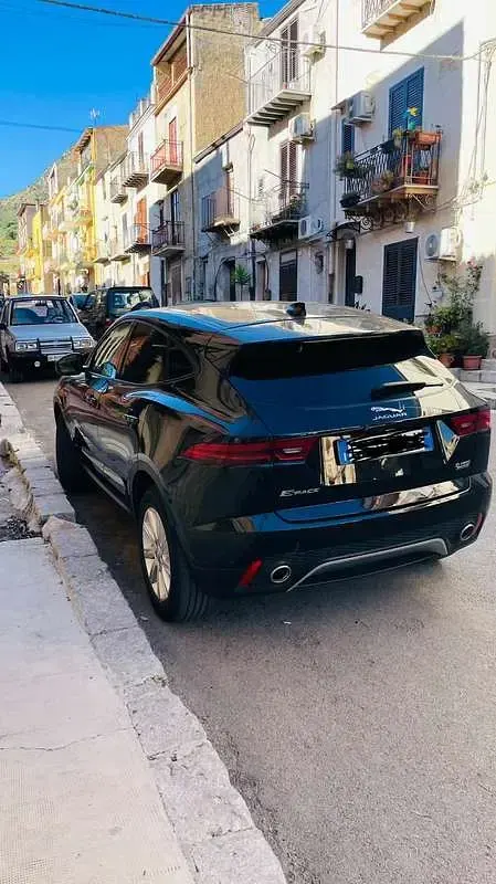 Usata Jaguar E-Pace R-Dynamic 150 CV (110 kW) 2020 Nero SUV
