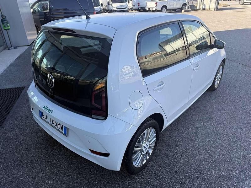 Usata VW up! Move 65 CV (47 kW) 2022 Pure white Utilitaria