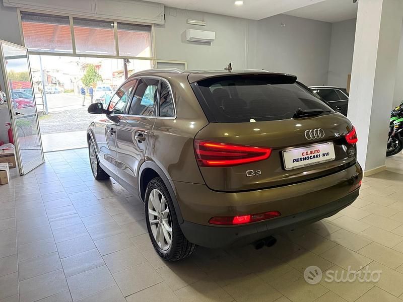 Usata Audi Q3 177 CV (130 kW) 2012 Marrone SUV