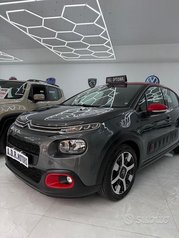 Usata Citroën C3 Shine 74 CV (54 kW) 2017 Grigio Berlina