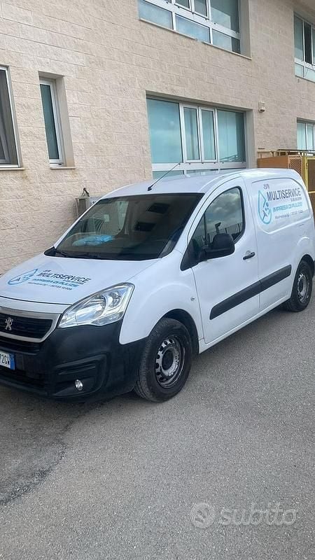 Usata Peugeot Partner 100 CV (73 kW) 2016 Bianco Monovolume