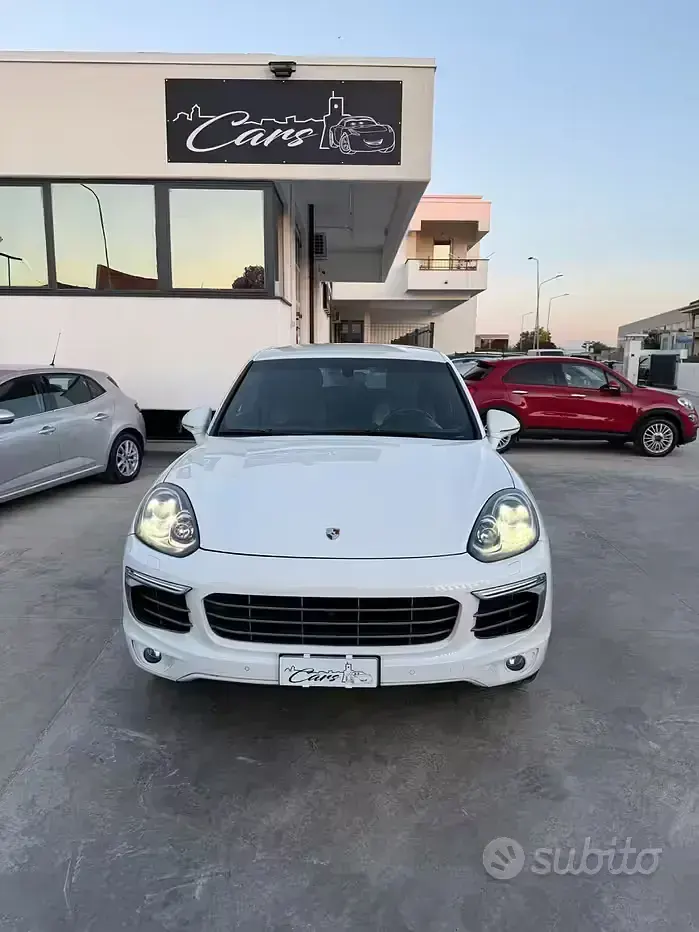 Usata Porsche Cayenne 250 CV (183 kW) 2015 Bianco SUV