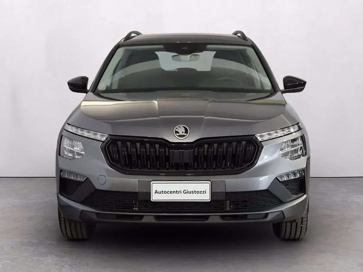 Nuova Skoda Kamiq 116 CV (85 kW) 2026 Grigio graphite metallizzato SUV