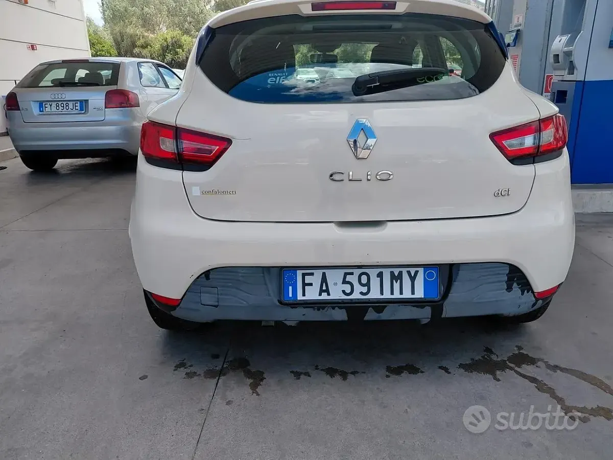Usata Renault Clio IV 75 CV (55 kW) 2015 Beige Berlina