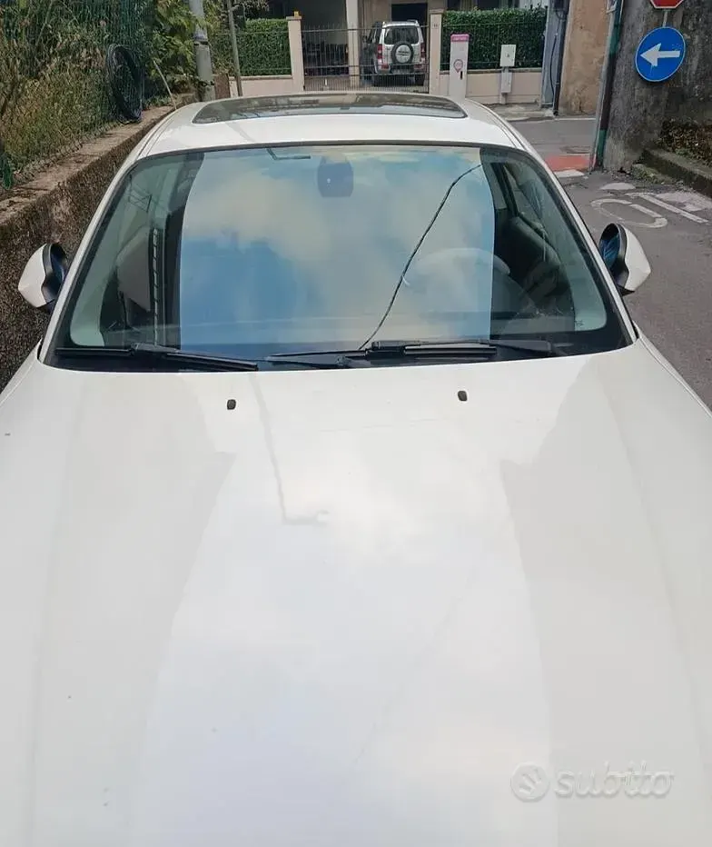 Usata BMW 120 177 CV (130 kW) 2008 Bianco Utilitaria