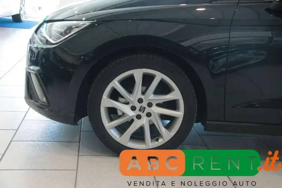 Usata Seat Ibiza FR 95 CV (69 kW) 2025 Nero Utilitaria