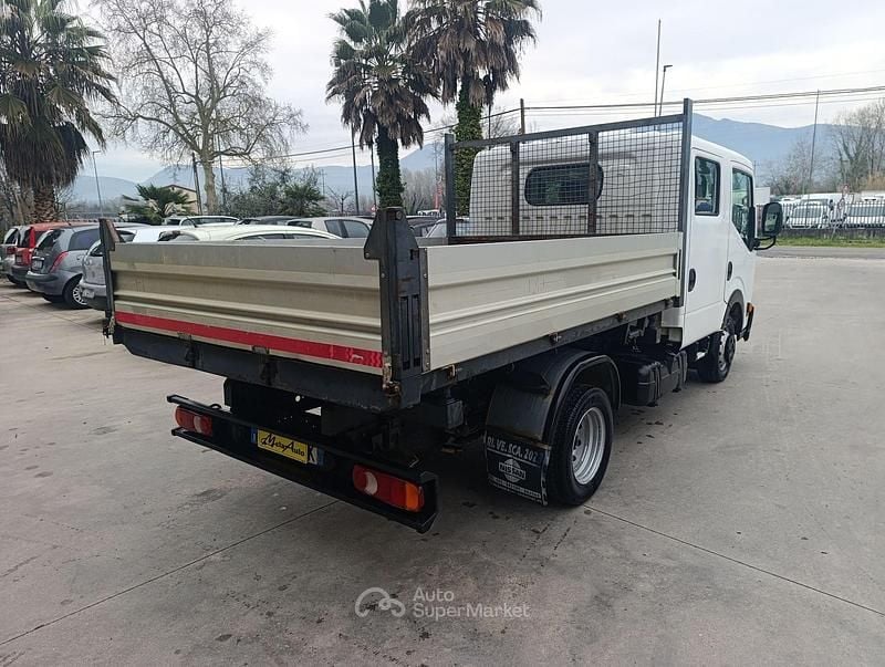 Usata Nissan Cabstar 131 CV (96 kW) 2008 Bianco Pick-up