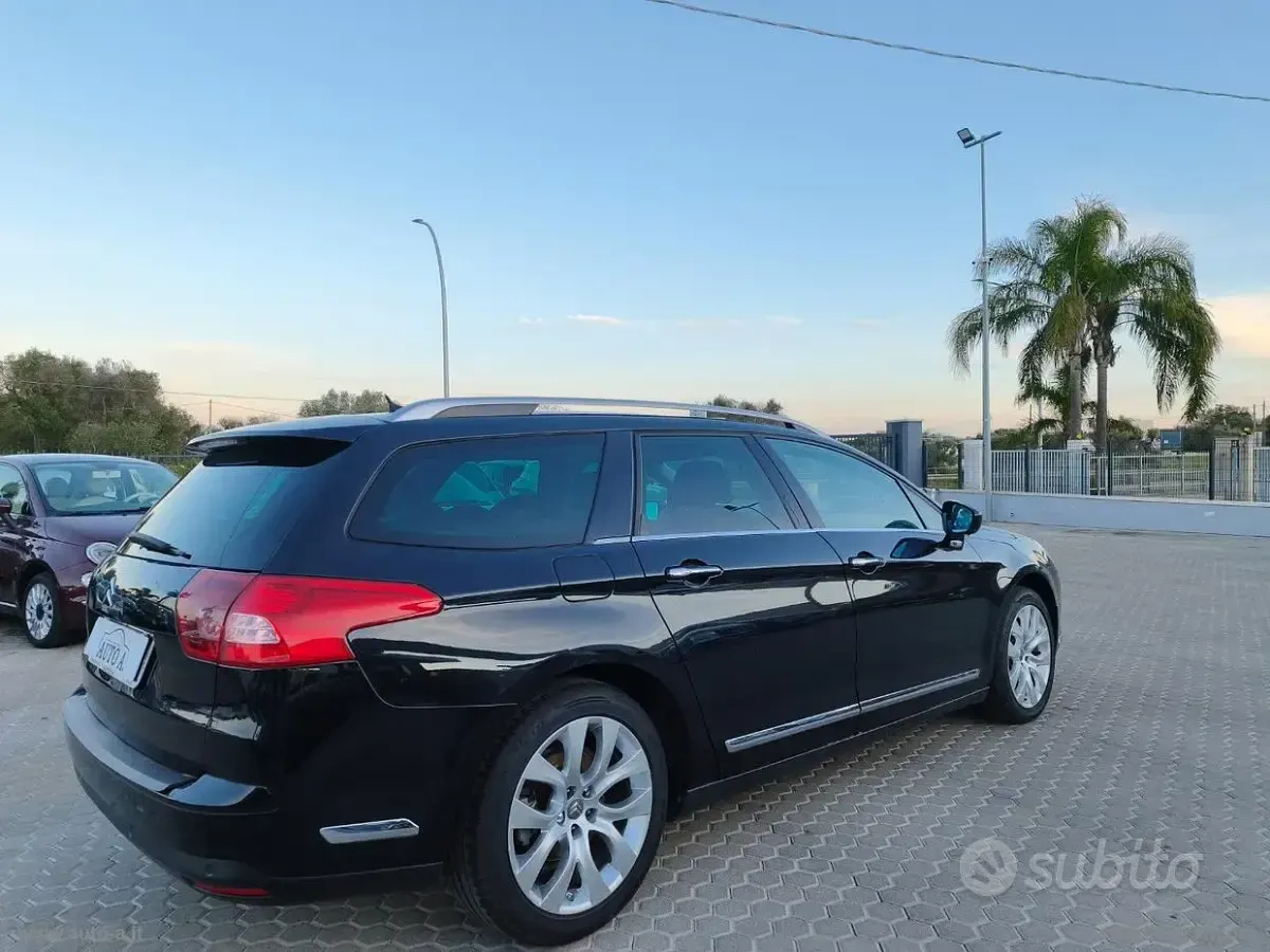 Usata Citroën C5 Exclusive 136 CV (100 kW) 2009 Nero Station wagon
