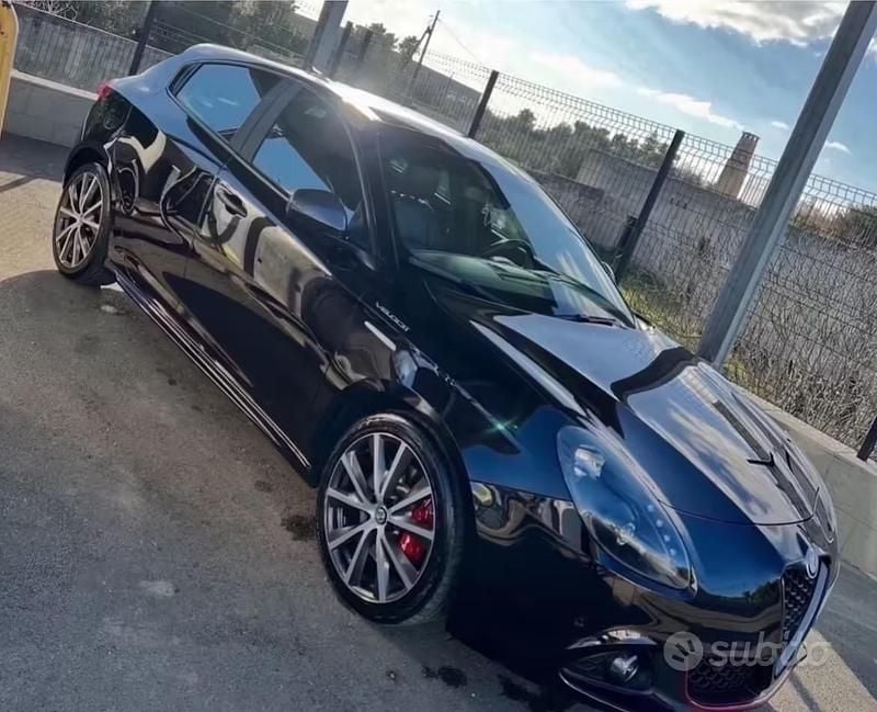 Usata Alfa Romeo Giulietta Veloce 241 CV (177 kW) 2018 Nero Utilitaria