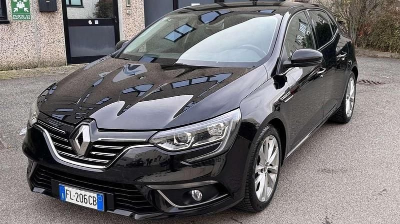 Nero Usata 2017 Renault Mégane IV Bose Edition Berlina | 7500 € (Buon prezzo) - Immagine 1/4