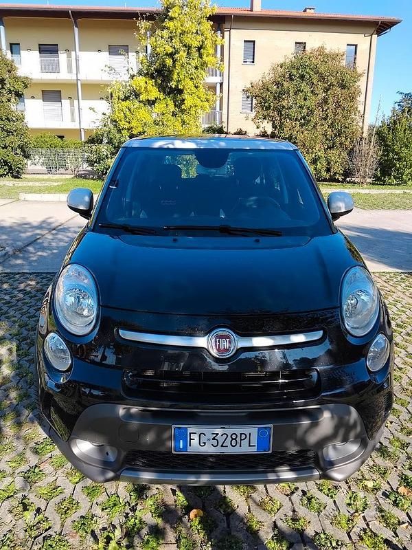 Usata Fiat 500L Trekking 95 CV (69 kW) 2017 Nero Monovolume