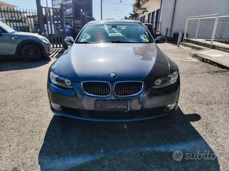 Usata BMW 325 Efficient Dynamics 197 CV (144 kW) 2007 Grigio Cabrio