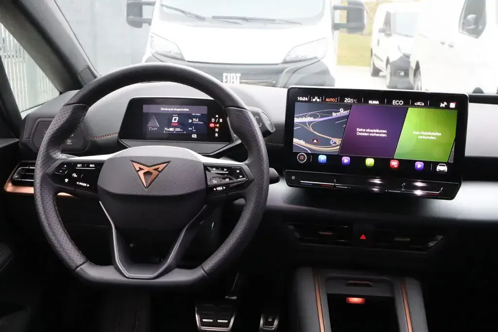 Usata Cupra Born e-Boost 169 kW (231 CV) 2024 Bianco Utilitaria