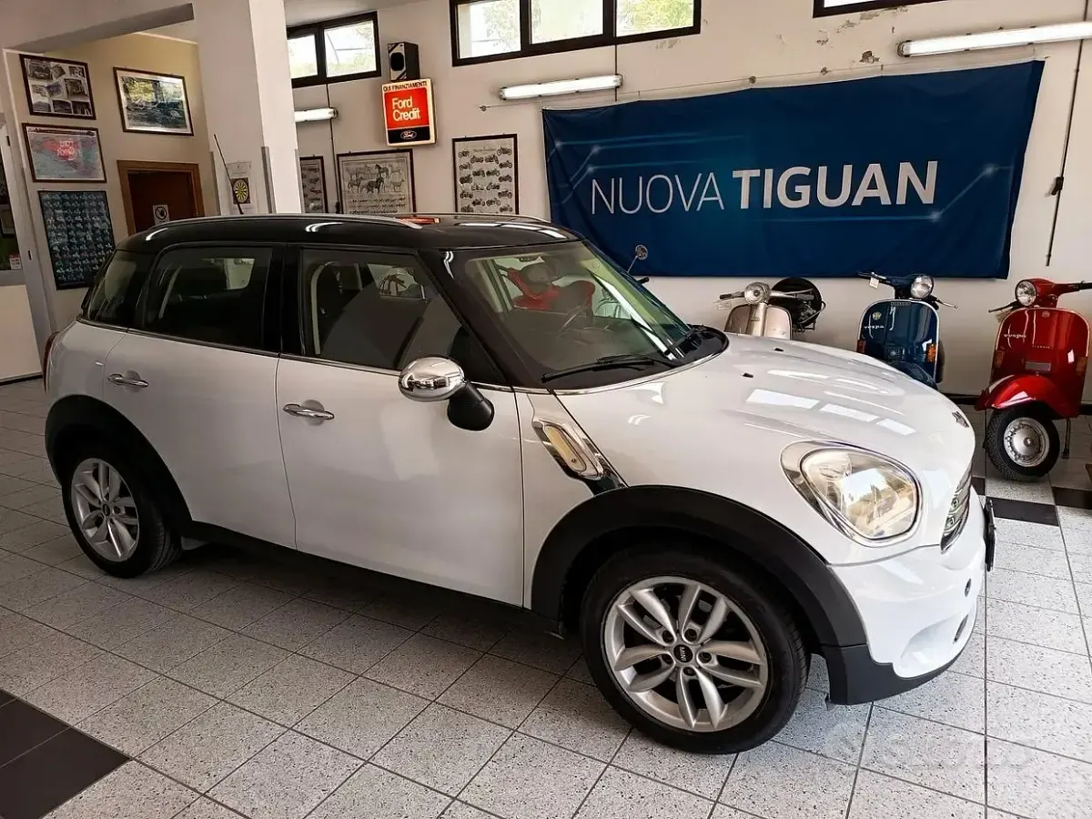 Usata Mini Cooper D Countryman 111 CV (81 kW) 2013 Bianco SUV