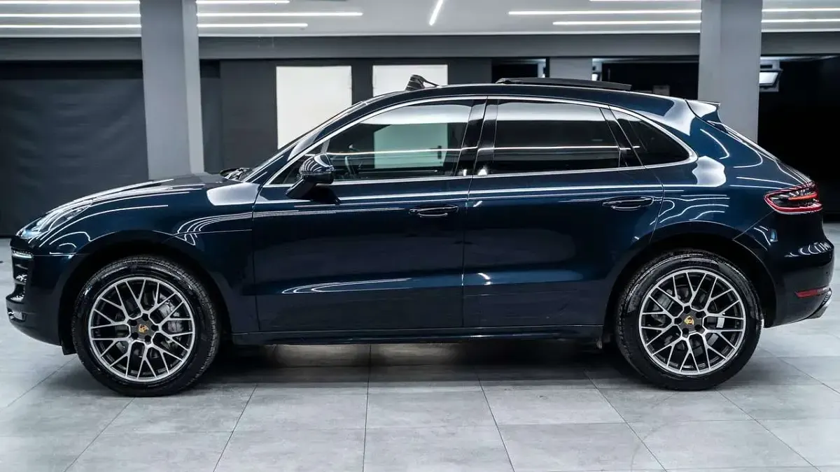 Usata Porsche Macan S 250 CV (183 kW) 2017 Blu notte metall perlato SUV