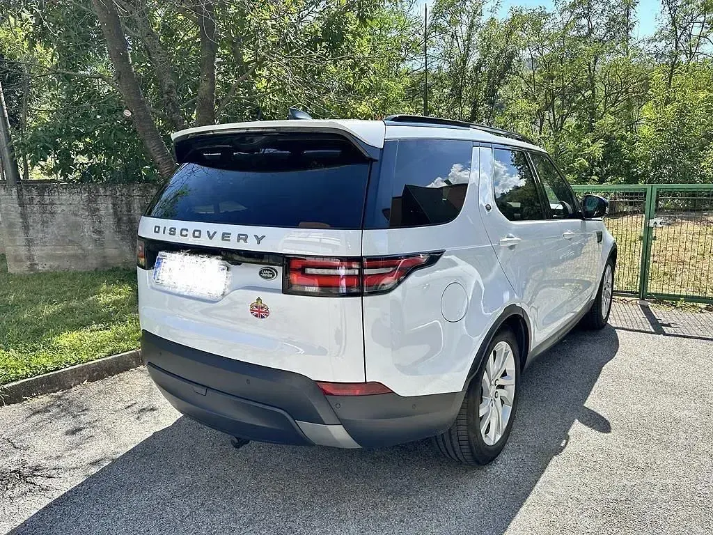 Usata Land Rover Discovery 5 241 CV (177 kW) 2019 Bianco SUV