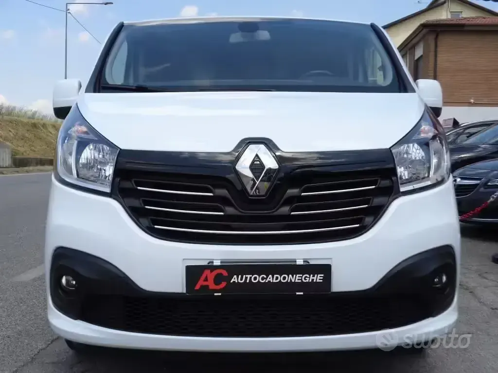 Usata Renault Trafic 120 CV (88 kW) 2020 Bianco Monovolume