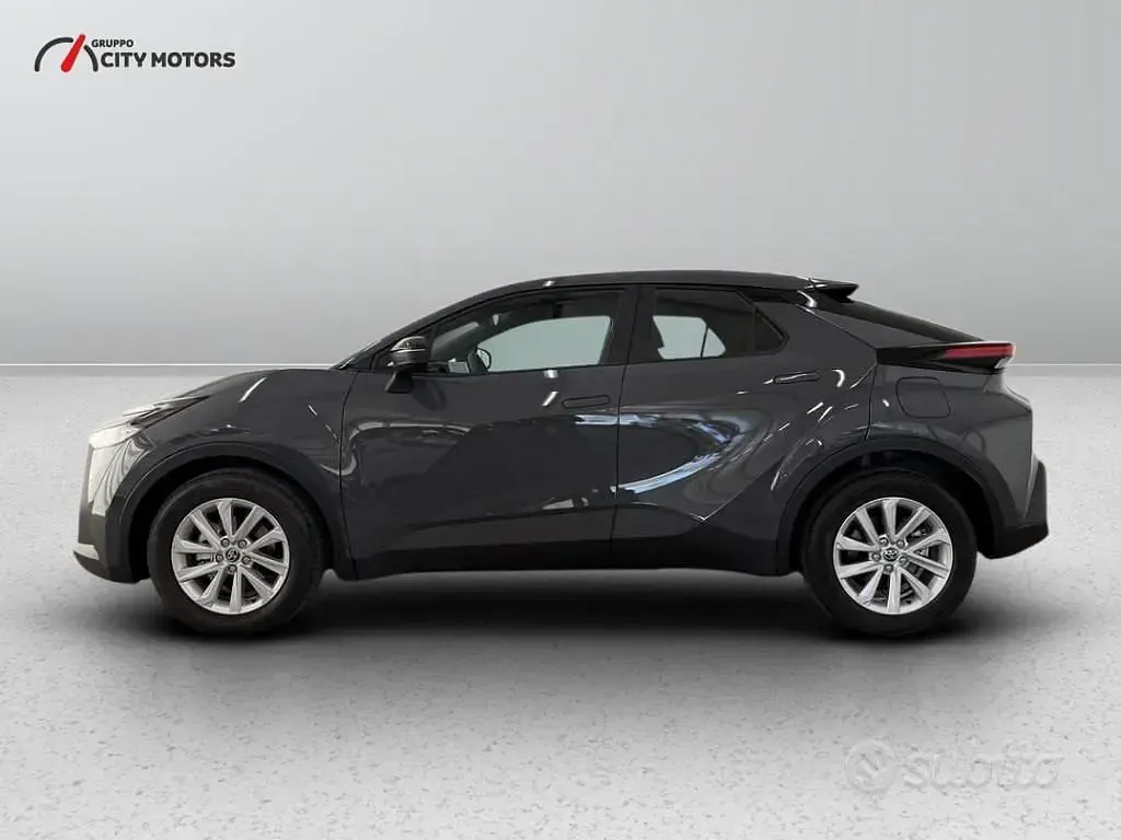 Nuova Toyota C-HR Active 140 CV (102 kW) 2026 Grigio SUV