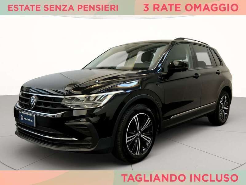 Deep black perlato Usata 2022 VW Tiguan Life SUV | 26.900 € (Ottimo prezzo) - Immagine 1/4