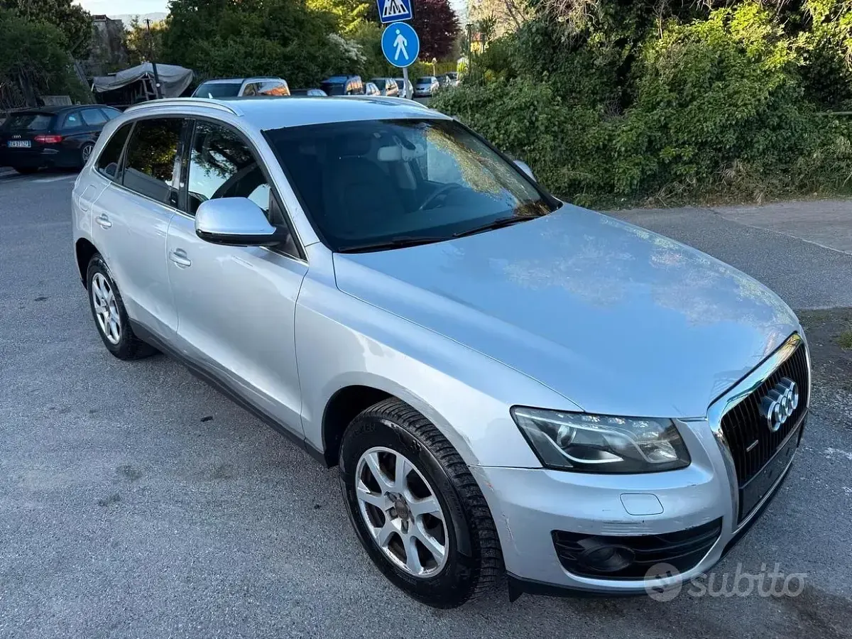 Usata Audi Q5 239 CV (175 kW) 2009 Grigio SUV