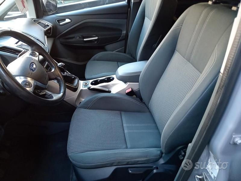 Usata Ford C-MAX Titanium 116 CV (85 kW) 2011 Grigio Monovolume