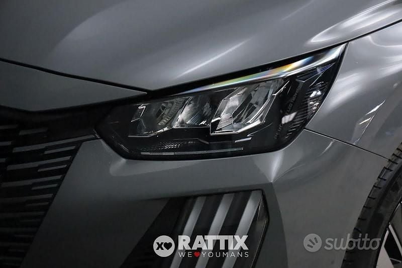 Usata Peugeot 208 Allure 110 CV (80 kW) 2025 Grigio selenium Utilitaria