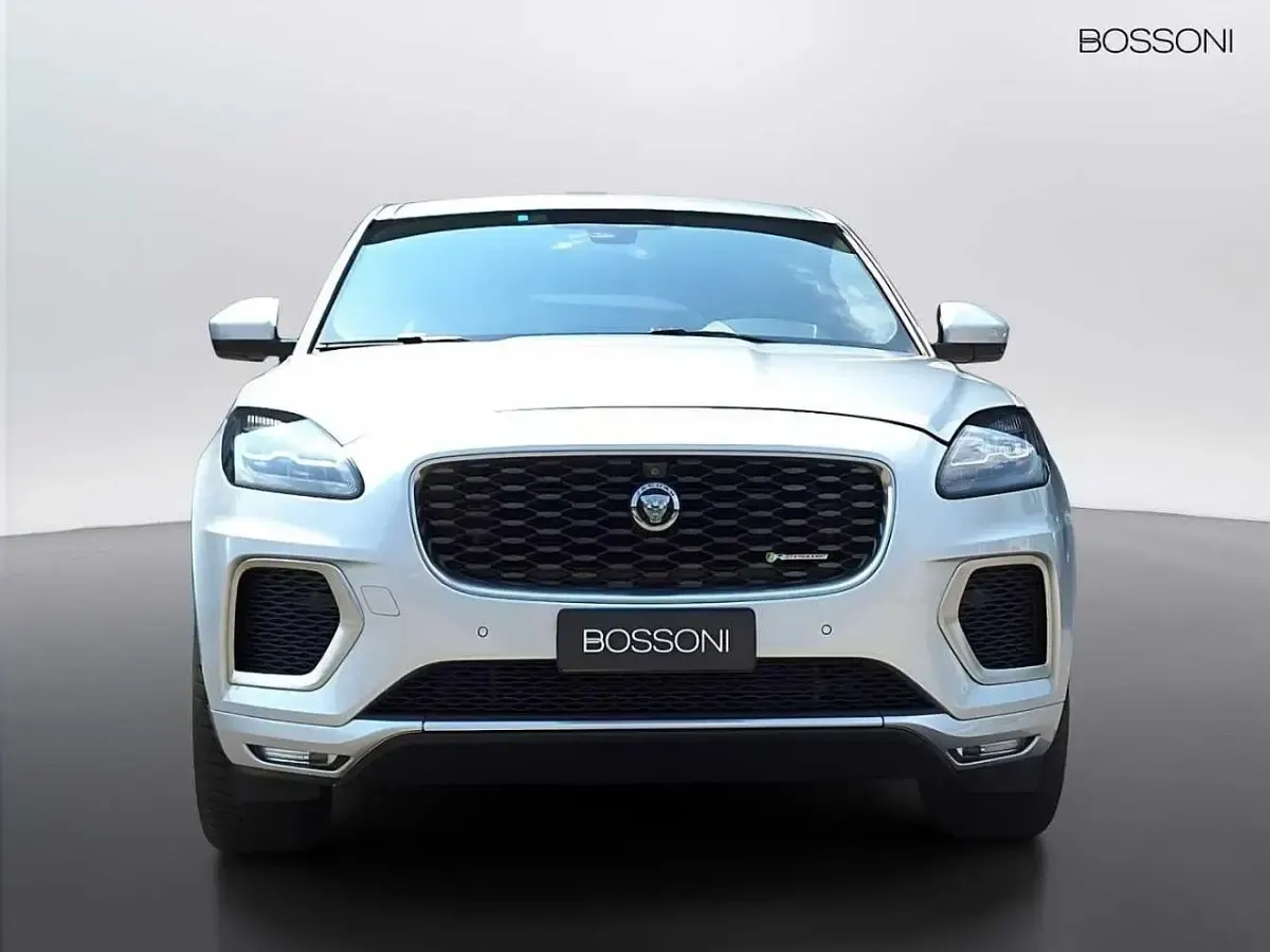 Usata Jaguar E-Pace R-Dynamic 309 CV (227 kW) 2021 Argento SUV