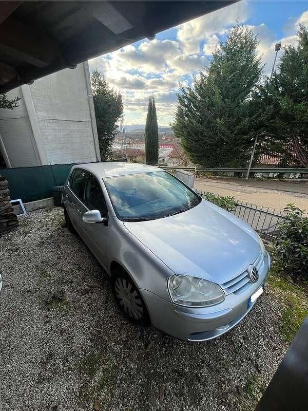 Usata VW Golf IV 101 CV (74 kW) 2002 Berlina